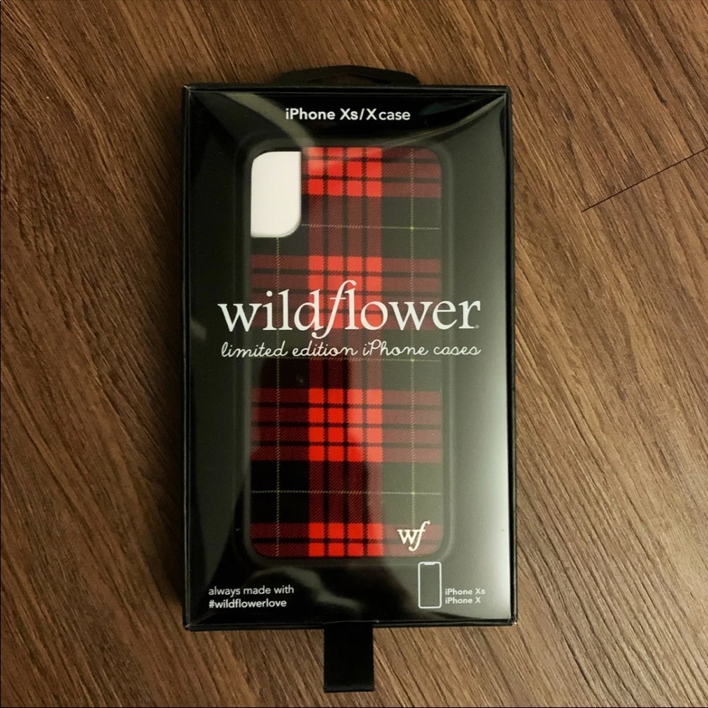 ❌SOLD❌Red Plaid Wildflower iPhone X/XS Case